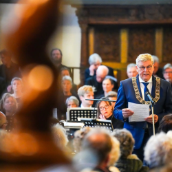 download-herdenking3